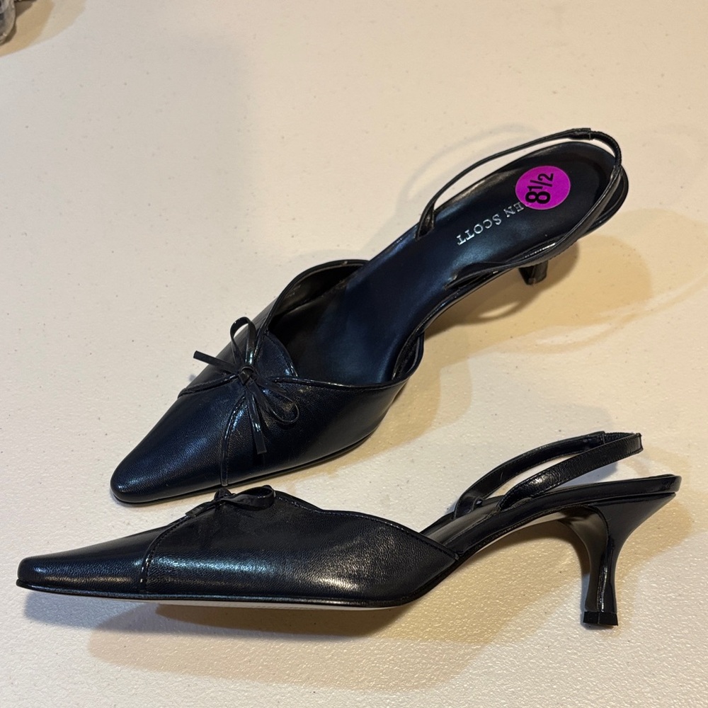 NWOT Karen Scott Dark Blue Leather Slingback Heels Size 8.5